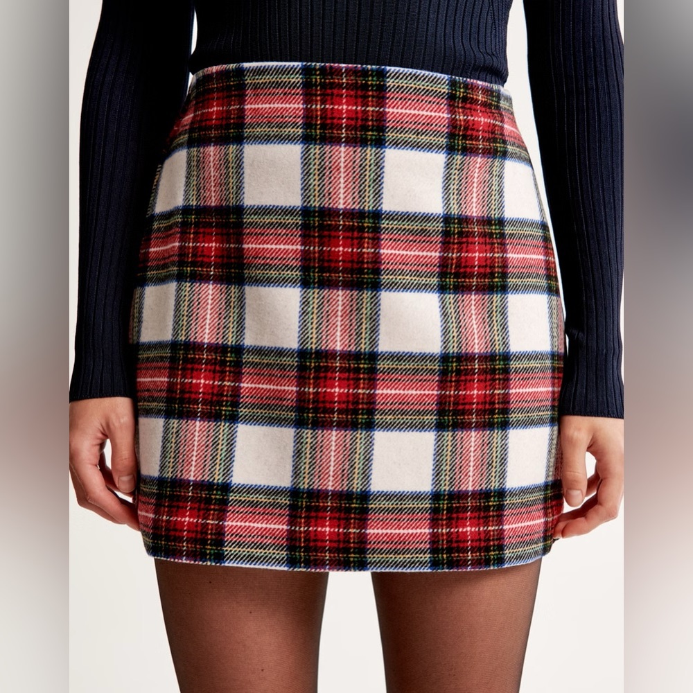 Abercrombie & Fitch Plaid Mini Skirt - Red and White